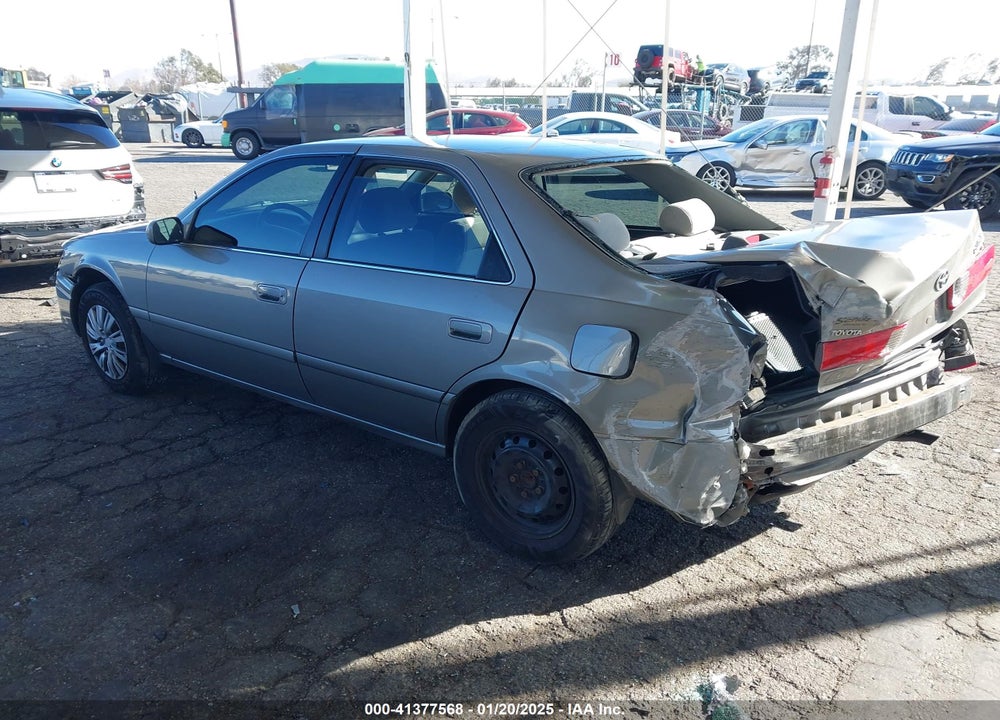 2000 TOYOTA CAMRY VIN: 4T1BG22K2YU706711