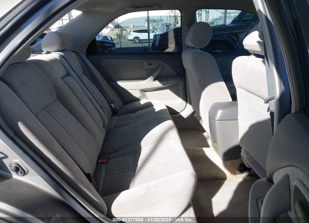 2000 TOYOTA CAMRY VIN: 4T1BG22K2YU706711