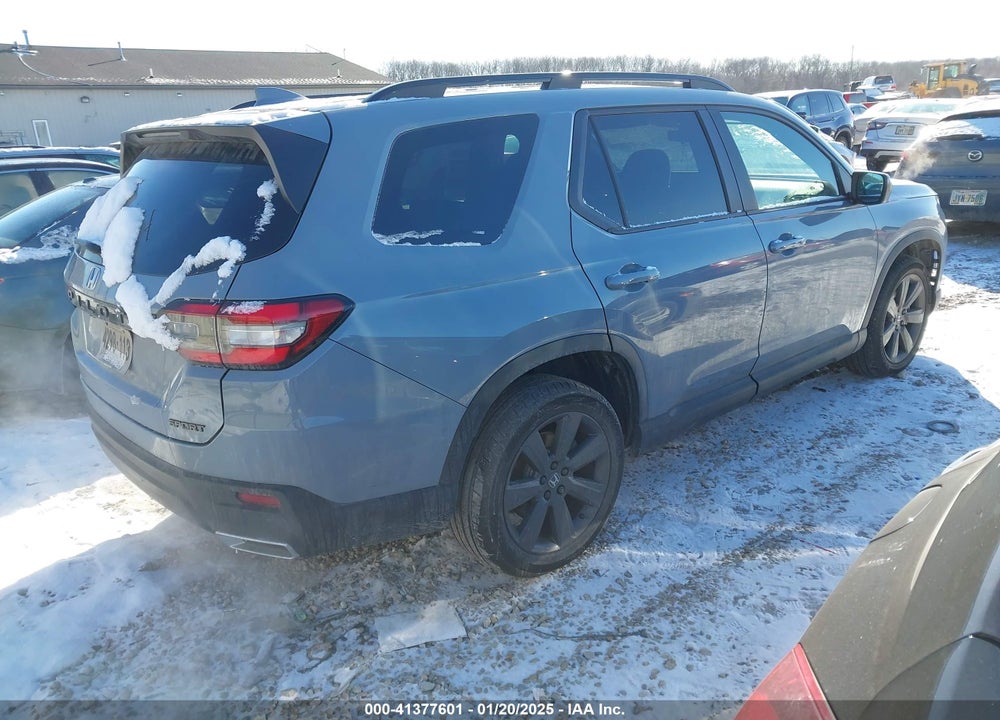 2024 HONDA PILOT VIN: 5FNYG1H39RB027750