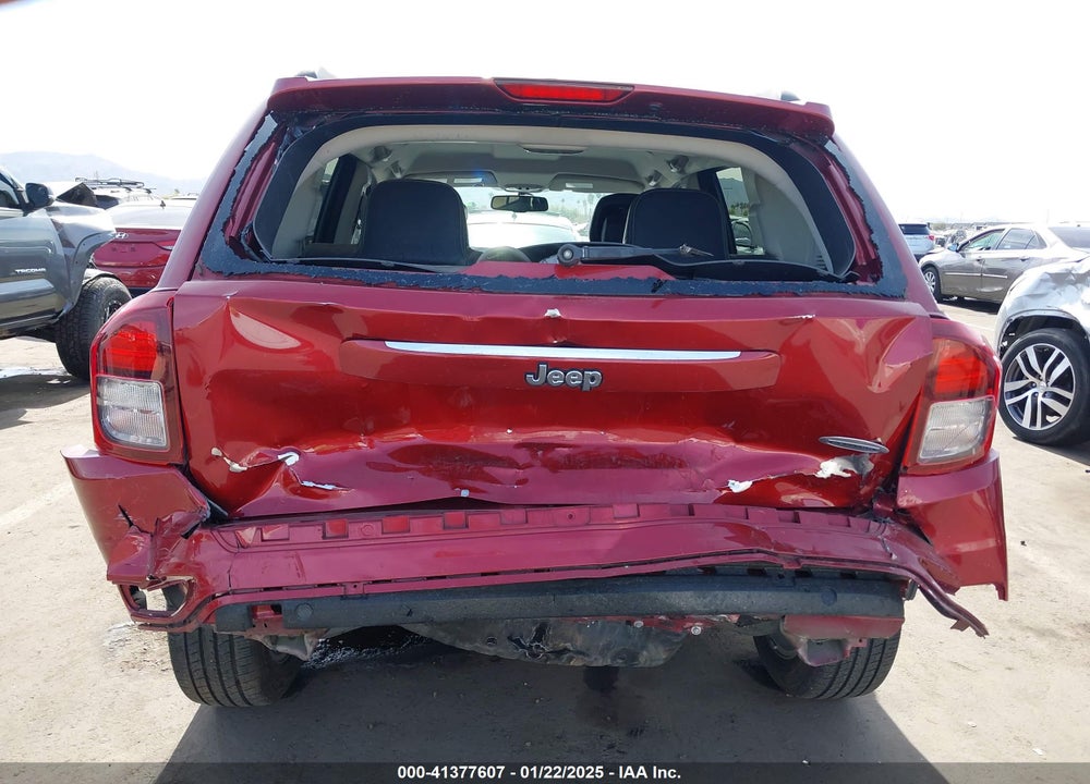 2016 JEEP COMPASS LATITUDE VIN: 1C4NJCEA1GD636628
