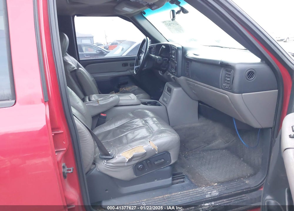 2002 CHEVROLET TAHOE LT VIN: 1GNEK13Z62J253747