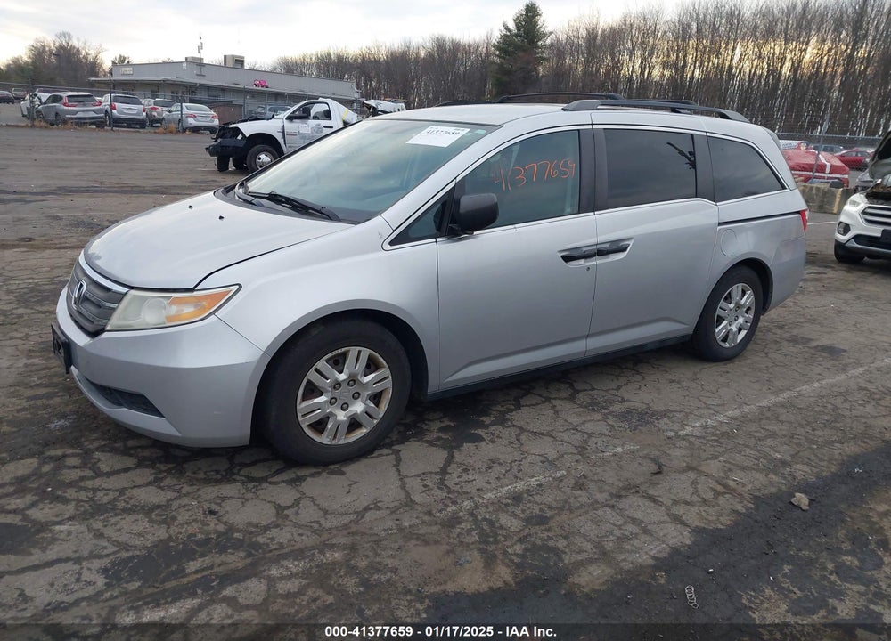 2011 HONDA ODYSSEY LX VIN: 5FNRL5H27BB076790