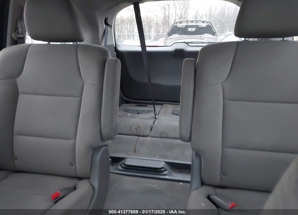 2011 HONDA ODYSSEY LX VIN: 5FNRL5H27BB076790