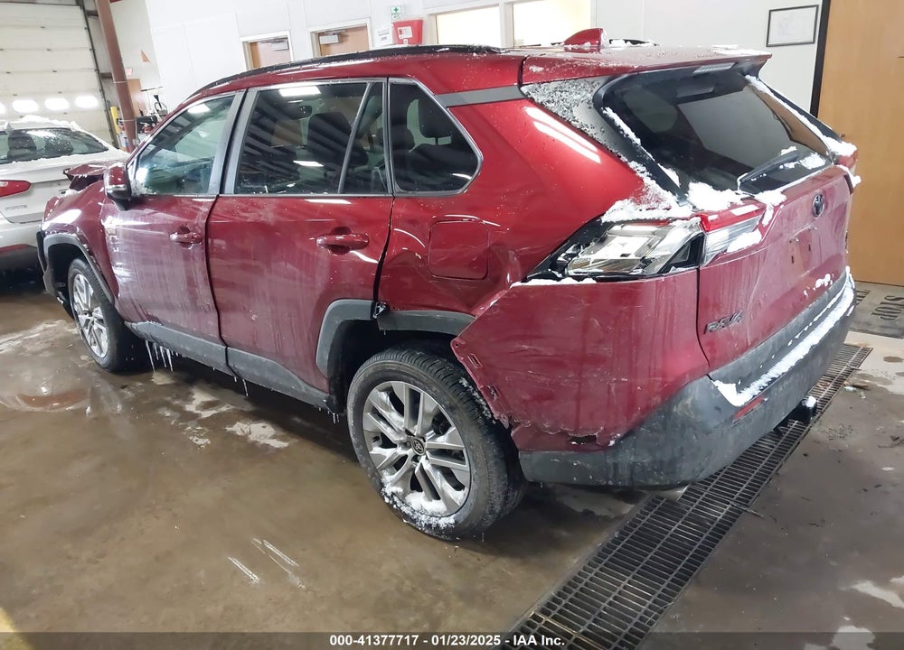 2023 TOYOTA RAV4 XLE PREMIUM VIN: 2T3A1RFV5PW399342