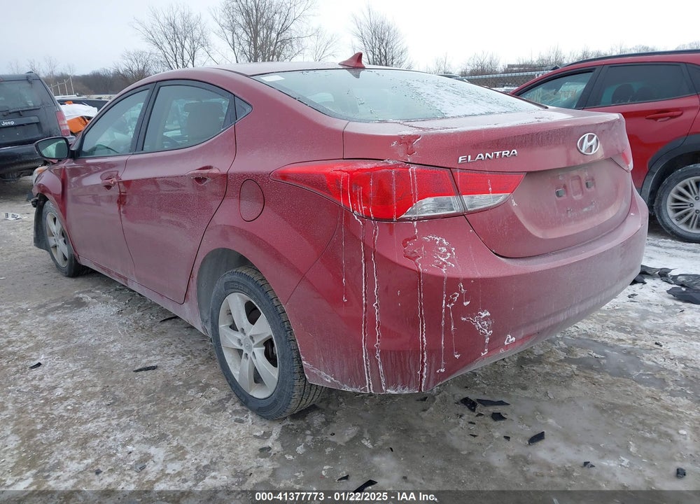 2013 HYUNDAI ELANTRA VIN: 5NPDH4AE2DH269749