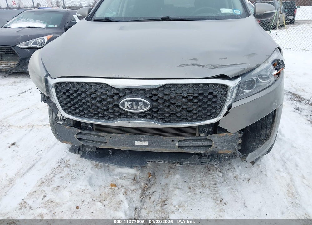 2017 KIA SORENTO 3.3L LX VIN: 5XYPGDA59HG198675