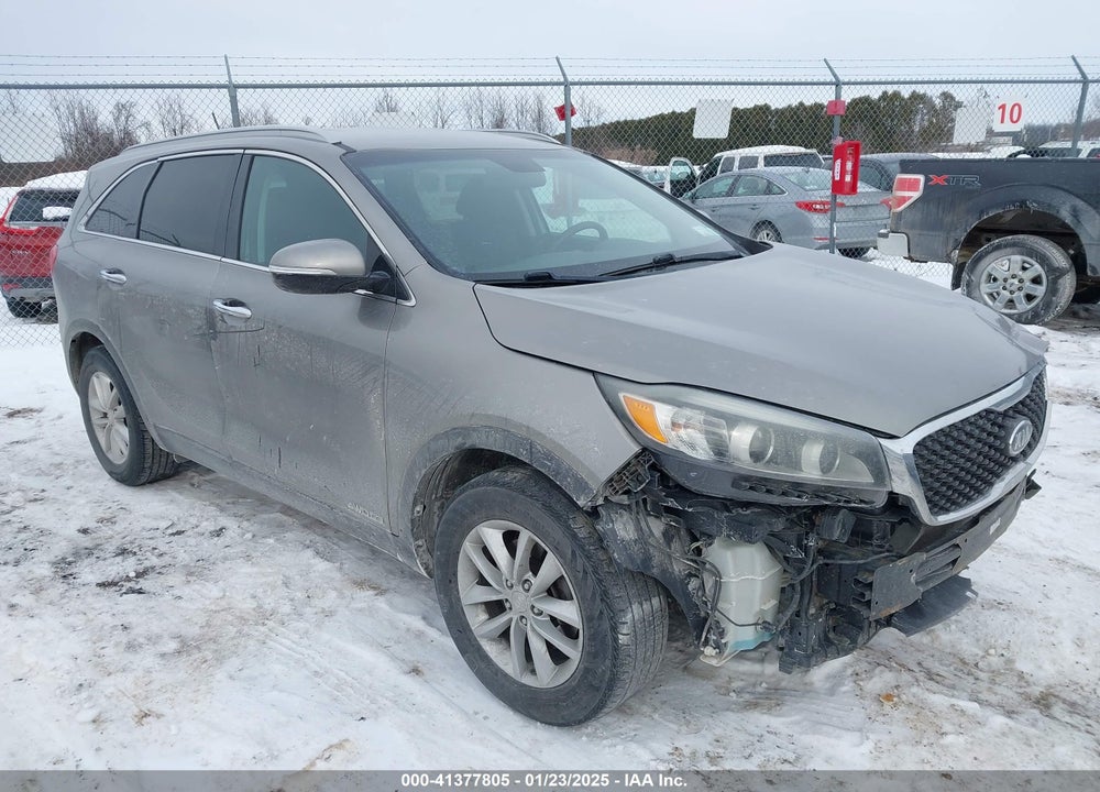 2017 KIA SORENTO 3.3L LX VIN: 5XYPGDA59HG198675