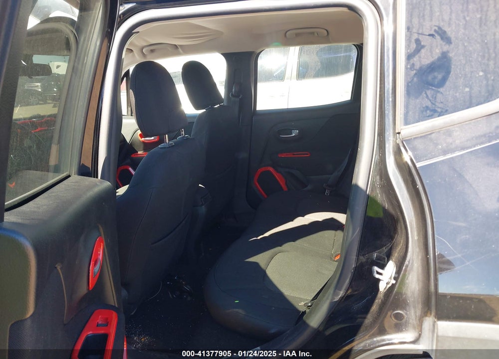 2016 JEEP RENEGADE LATITUDE VIN: ZACCJABT2GPD91700