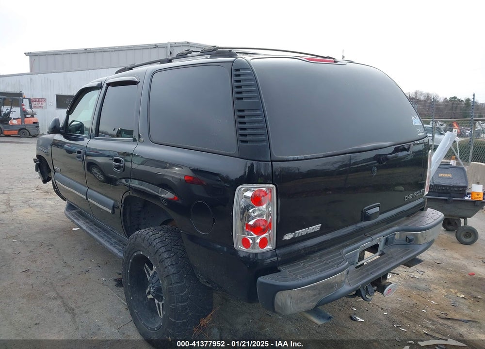2003 CHEVROLET TAHOE LT VIN: 1GNEK13Z73R222137