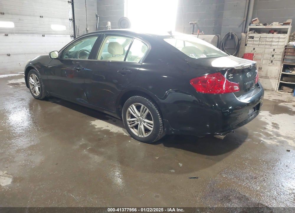 2011 INFINITI G37X VIN: JN1CV6AR4BM352432