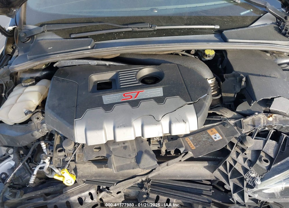 2018 FORD FOCUS ST VIN: 1FADP3L90JL260557