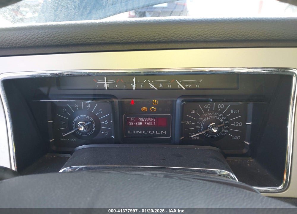 2007 LINCOLN NAVIGATOR ULTIMATE VIN: 5LMFU275X7LJ17484