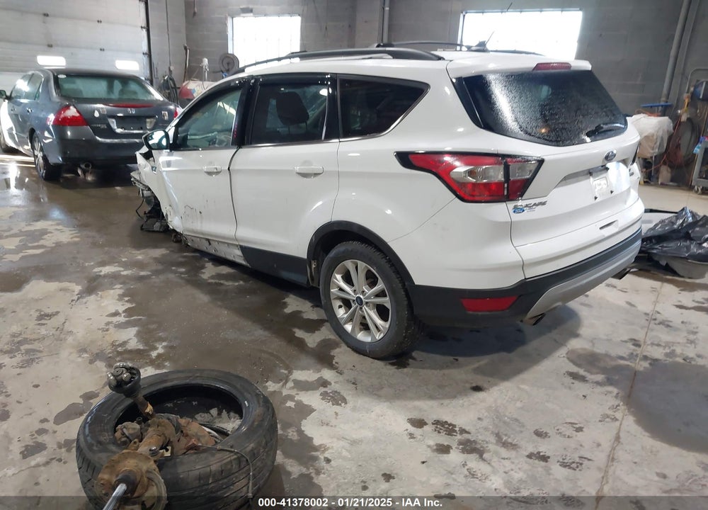 2018 FORD ESCAPE UNKNOWN VIN: 1FMCU9GD3JUC24464