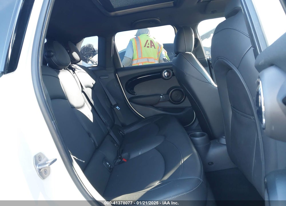 2020 MINI HARDTOP VIN: WMWXU9C06L2L54257