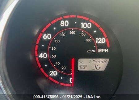 2006 TOYOTA MATRIX VIN: 2T1LR32E86C561235