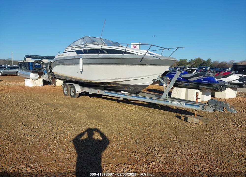 1989 RENKEN BOAT 2600 CLASSIC AFT CABIN VIN: RDMPA025B989