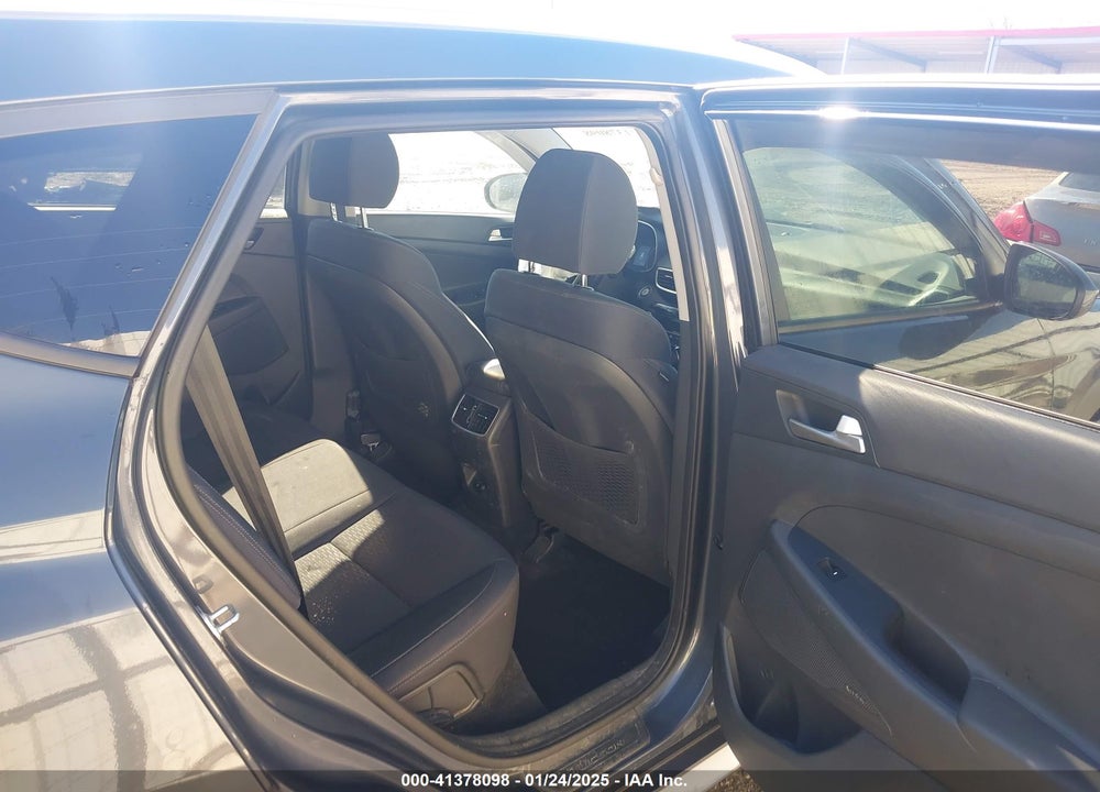 2021 HYUNDAI TUCSON SPORT VIN: KM8J33ALXMU330504