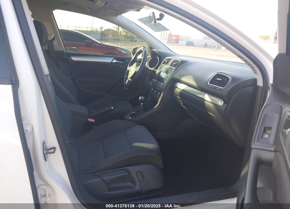 2012 VOLKSWAGEN GOLF VIN: WVWNM7AJXCW127432