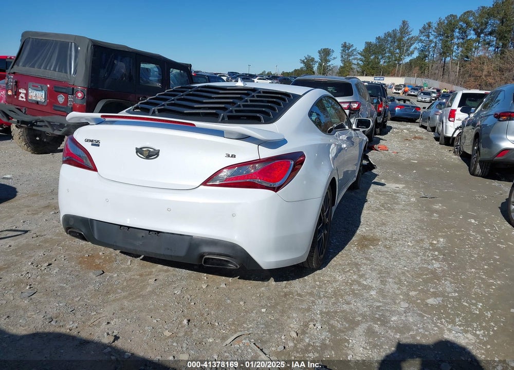 2015 HYUNDAI GENESIS VIN: KMHHU6KJ1FU126638