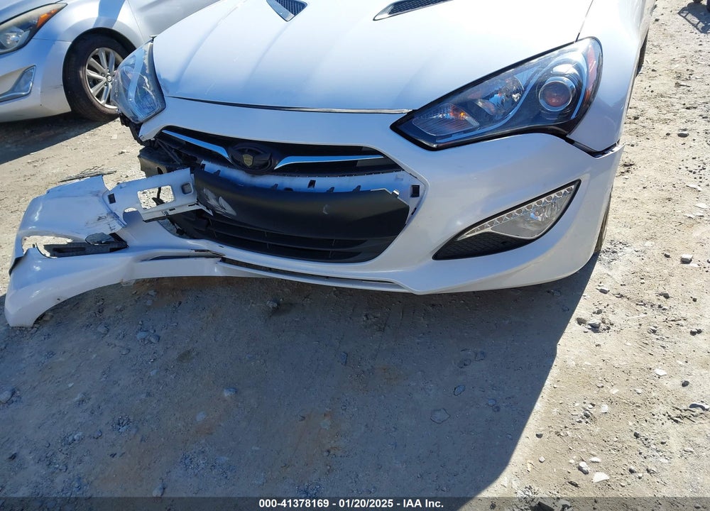 2015 HYUNDAI GENESIS VIN: KMHHU6KJ1FU126638