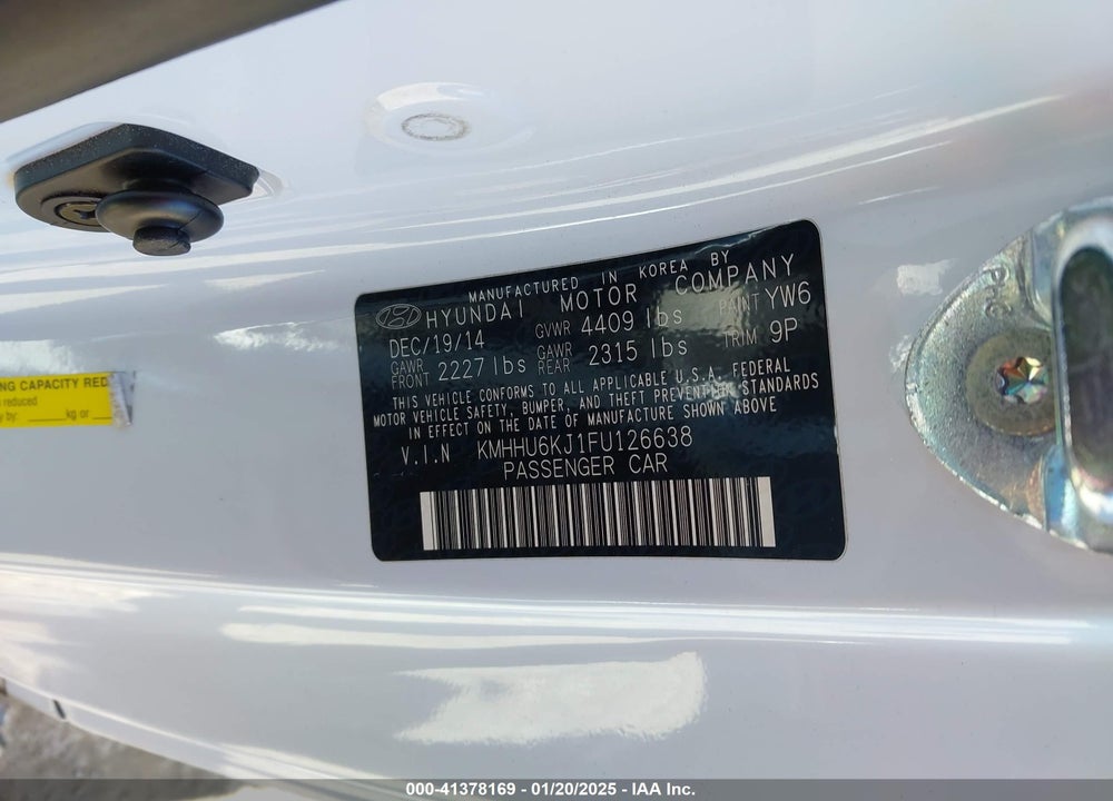 2015 HYUNDAI GENESIS VIN: KMHHU6KJ1FU126638