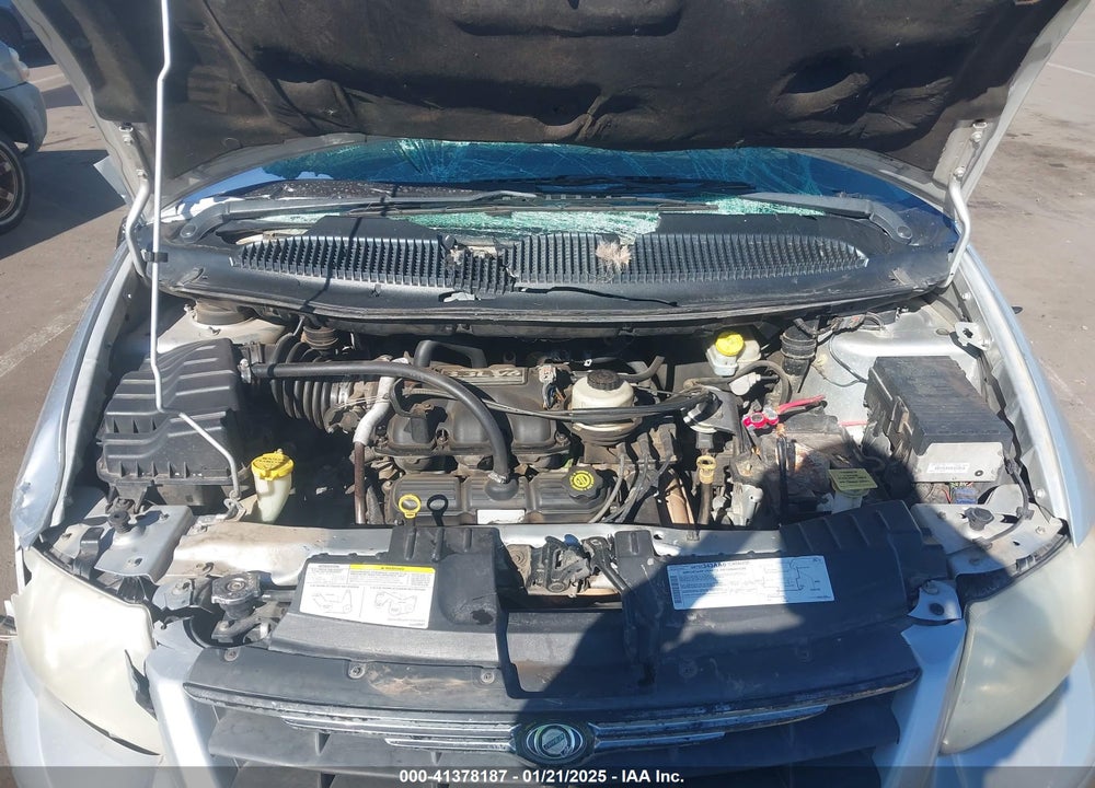 2005 CHRYSLER TOWN & COUNTRY LX VIN: 2C4GP44R15R376066