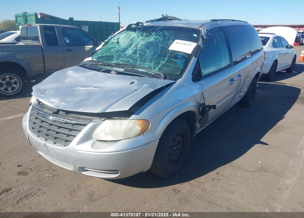 2005 CHRYSLER TOWN & COUNTRY LX VIN: 2C4GP44R15R376066