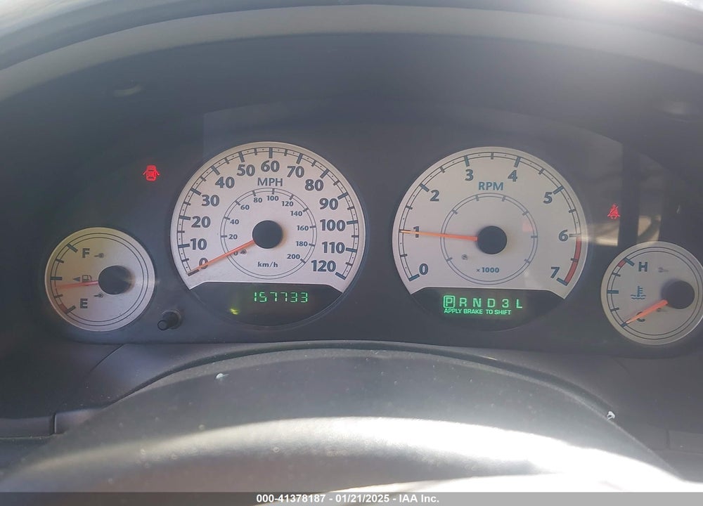 2005 CHRYSLER TOWN & COUNTRY LX VIN: 2C4GP44R15R376066