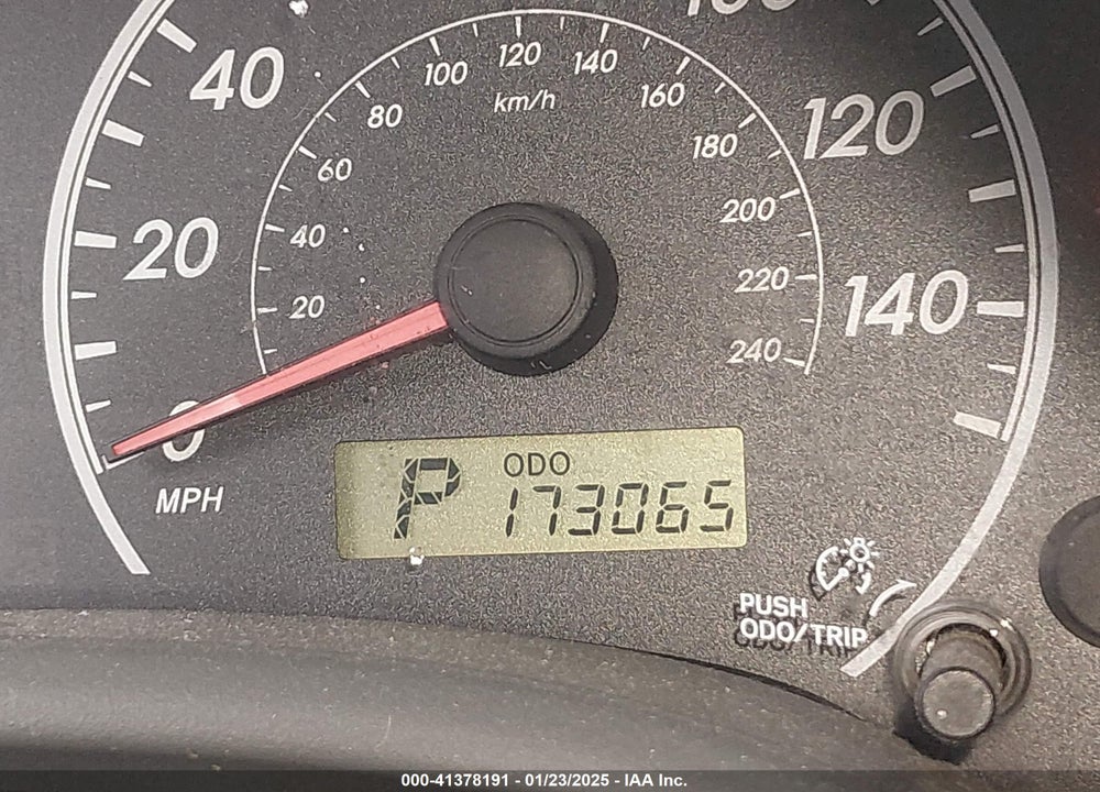 2010 TOYOTA COROLLA LE VIN: 1NXBU4EE2AZ327353