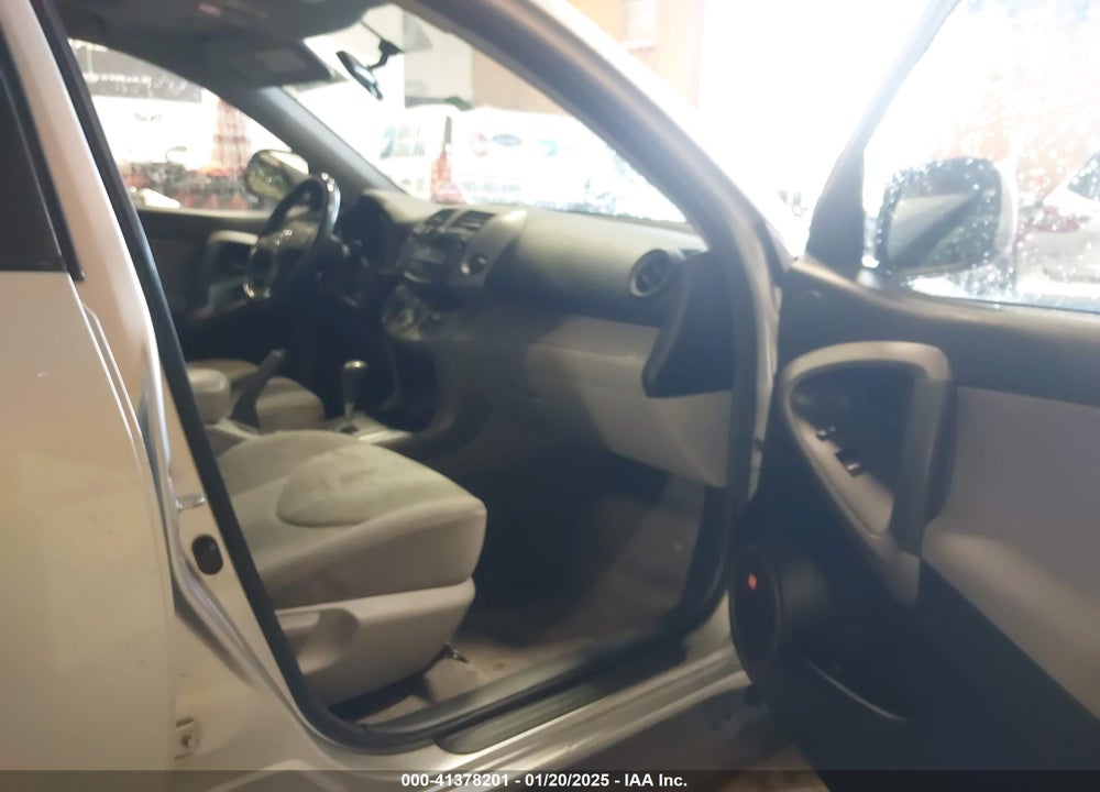 2008 TOYOTA RAV4 LIMITED V6 VIN: JTMBK31V586036127