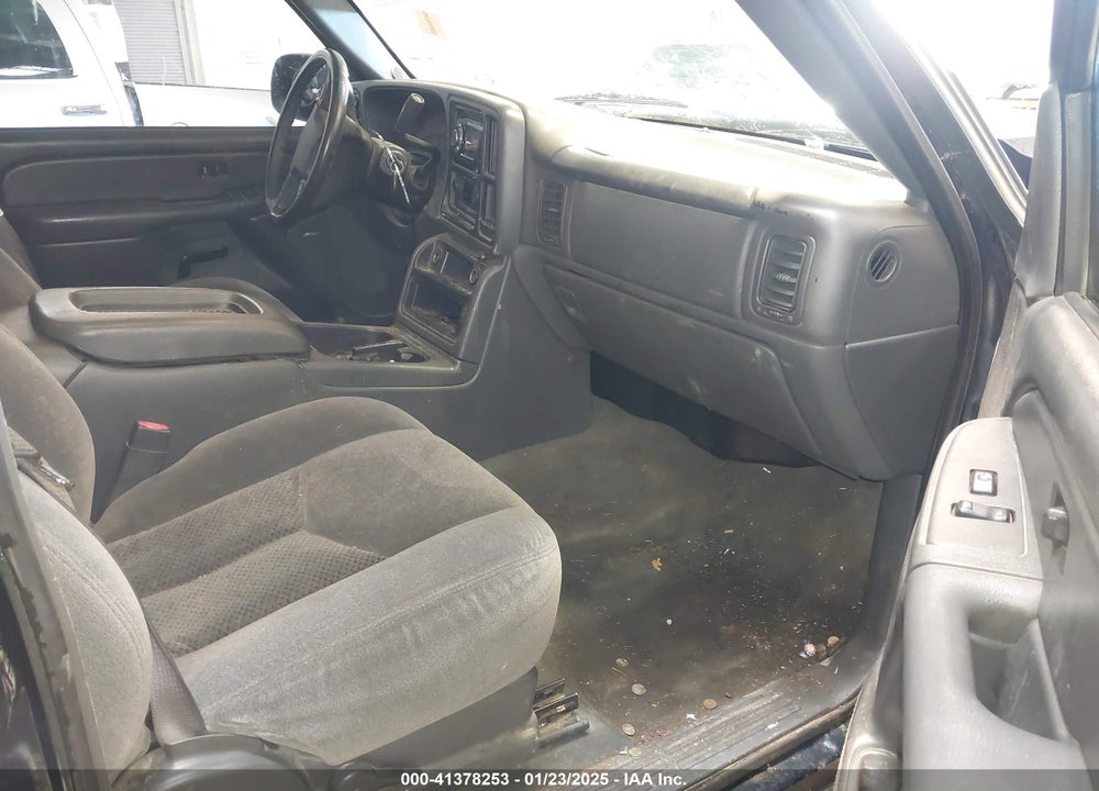 2005 CHEVROLET SILVERADO 1500 Z71 VIN: 2GCEK13T151390520