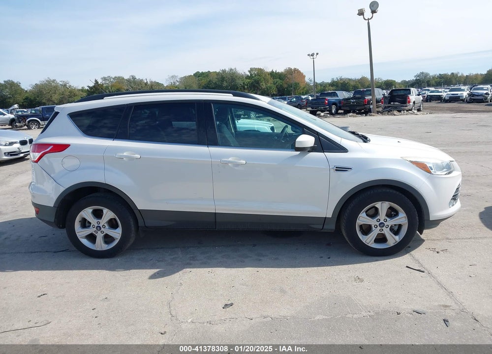 2015 FORD ESCAPE SE VIN: 1FMCU9GXXFUB60599