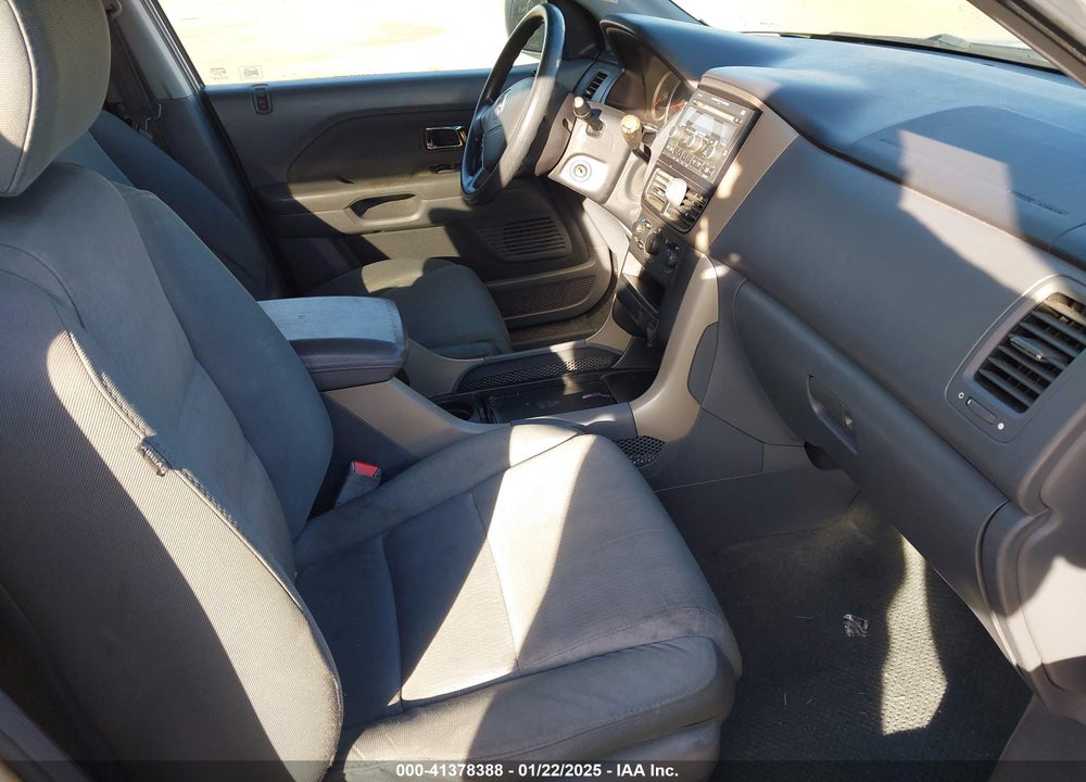 2008 HONDA PILOT VP VIN: 5FNYF18218B024284