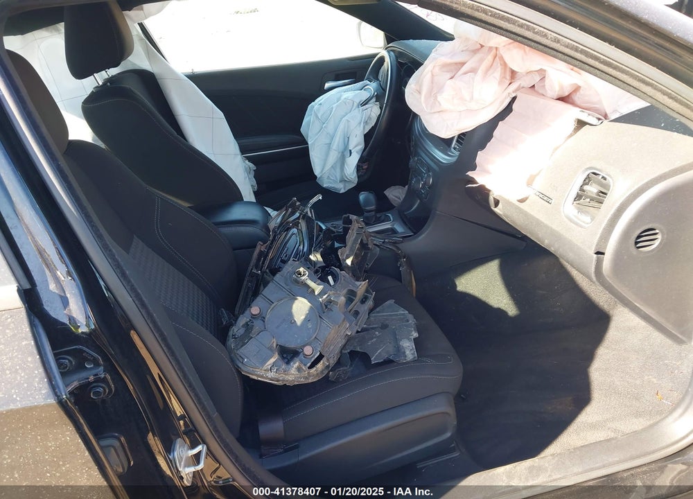 2023 DODGE CHARGER VIN: 2C3CDXBG0PH579683