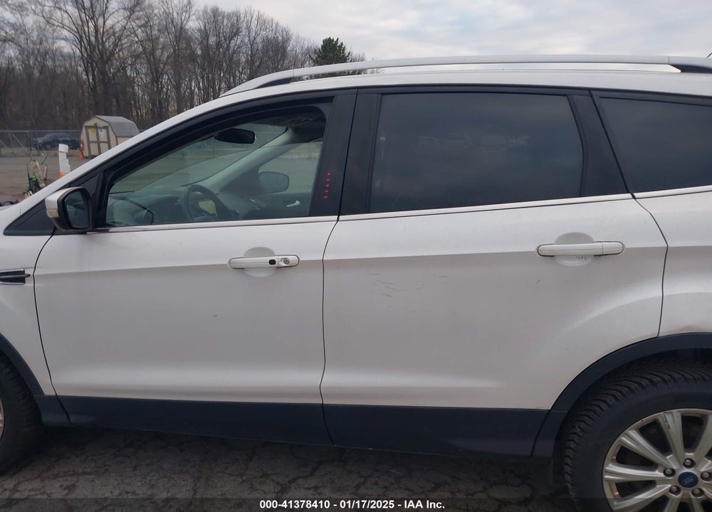 2017 FORD ESCAPE TITANIUM VIN: 1FMCU9J94HUC70125