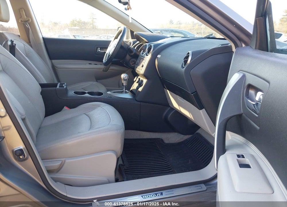 2013 NISSAN ROGUE SV W/SL PKG VIN: JN8AS5MVXDW636451