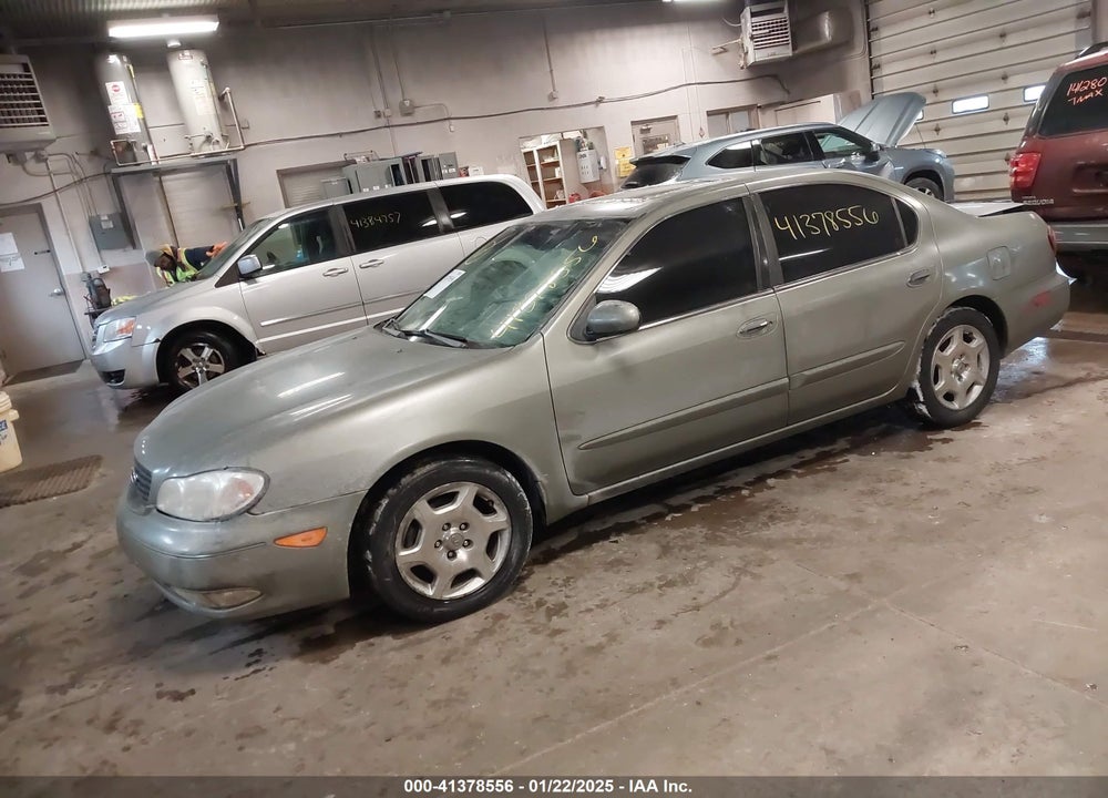 2000 INFINITI I30 LUXURY/TOURING VIN: JNKCA31A6YT119473