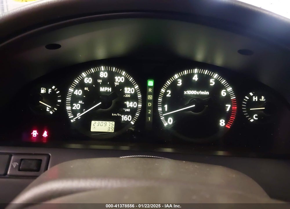 2000 INFINITI I30 LUXURY/TOURING VIN: JNKCA31A6YT119473