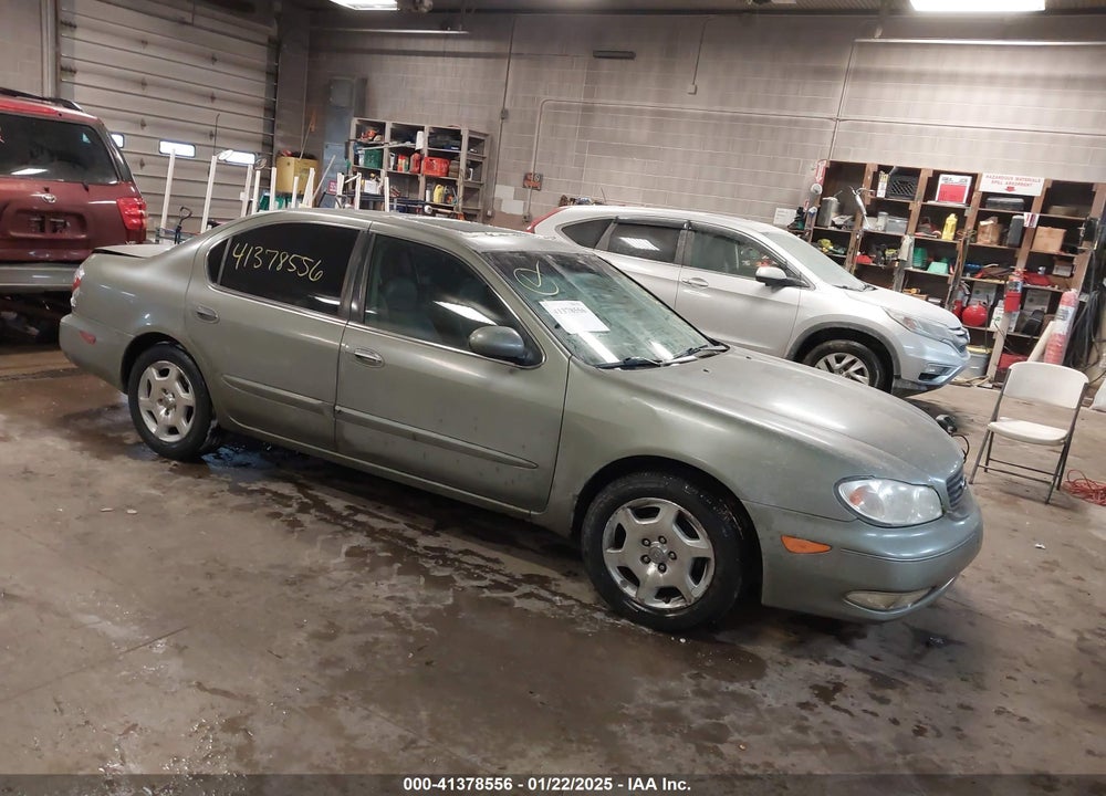 2000 INFINITI I30 LUXURY/TOURING VIN: JNKCA31A6YT119473