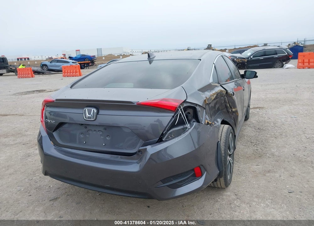 2018 HONDA CIVIC VIN: JHMFC1F36JX015389