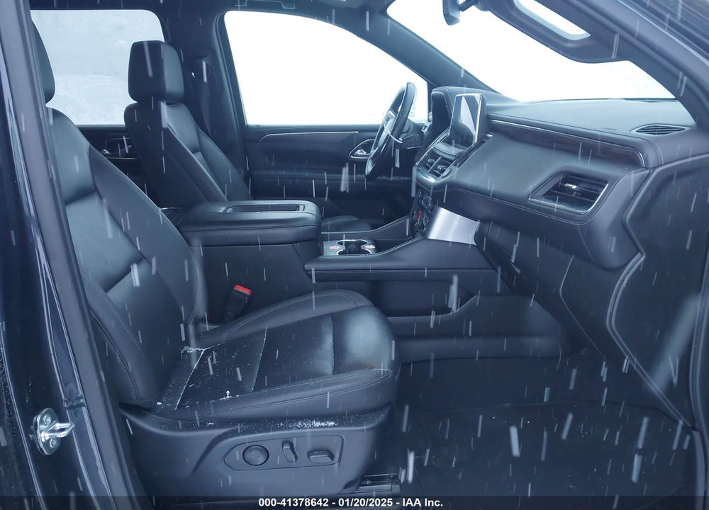 2022 CHEVROLET SUBURBAN 4WD LT VIN: 1GNSKCKDXNR252398