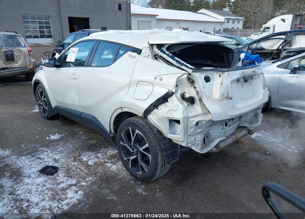 2018 TOYOTA C-HR XLE PREMIUM VIN: NMTKHMBX8JR019606