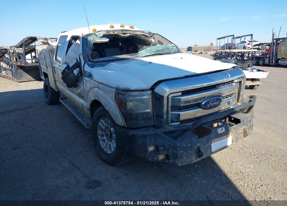 2016 FORD F-350 CHASSIS XLT VIN: 1FD8W3FT4GED48767