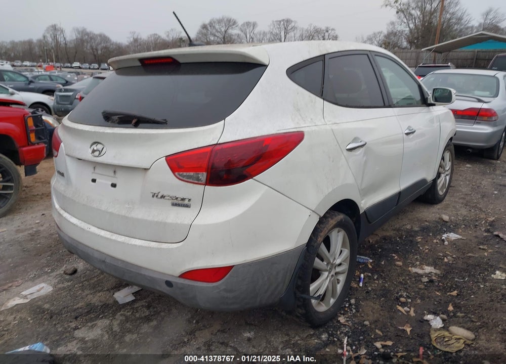 2011 HYUNDAI TUCSON LIMITED VIN: KM8JU3AC5BU144170