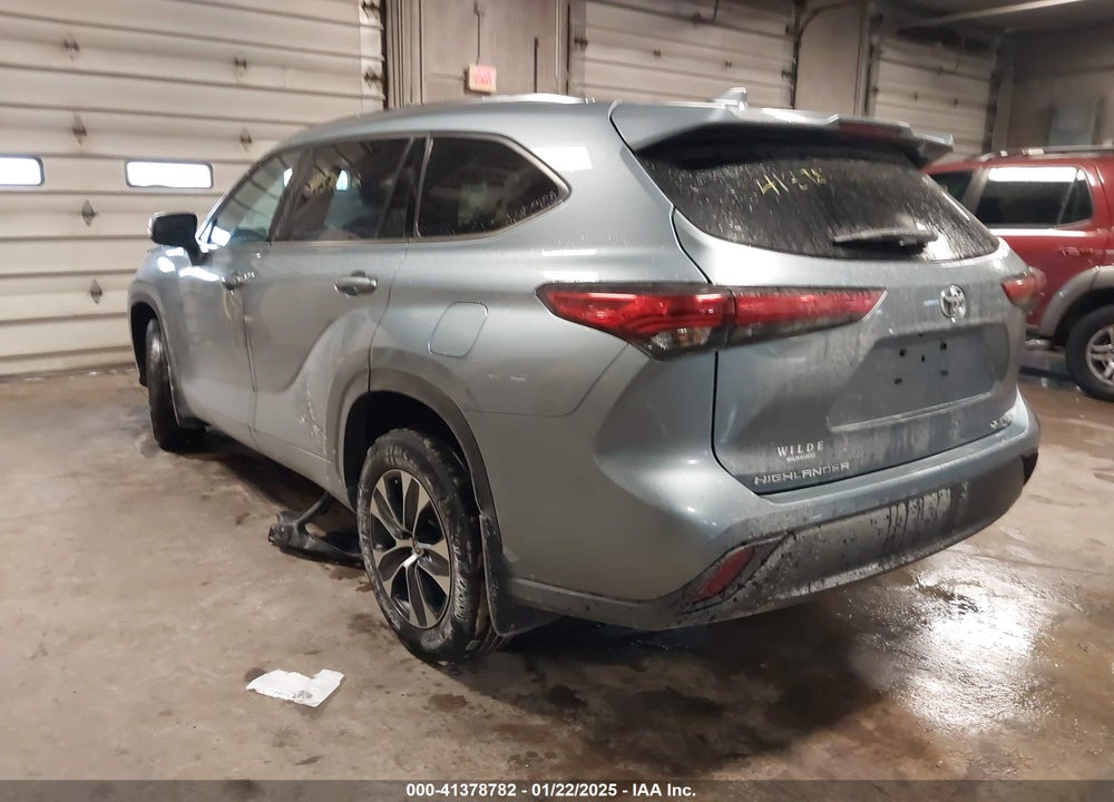 2020 TOYOTA HIGHLANDER XLE VIN: 5TDGZRBH3LS010471