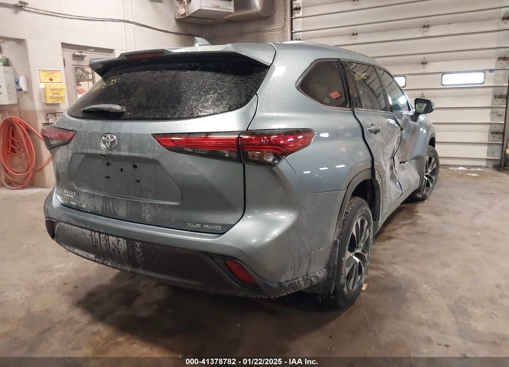2020 TOYOTA HIGHLANDER XLE VIN: 5TDGZRBH3LS010471