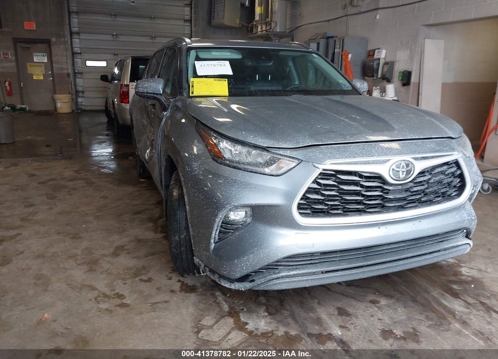 2020 TOYOTA HIGHLANDER XLE VIN: 5TDGZRBH3LS010471