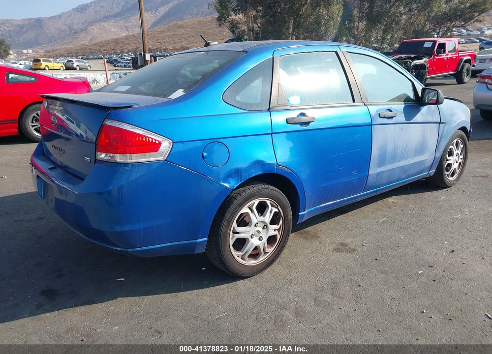 2011 FORD FOCUS SE VIN: 1FAHP3FNXBW205107