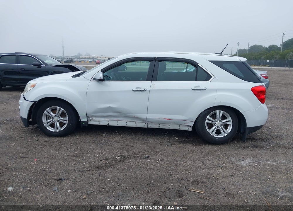 2014 CHEVROLET EQUINOX LS VIN: 1GNALAEK2EZ138919