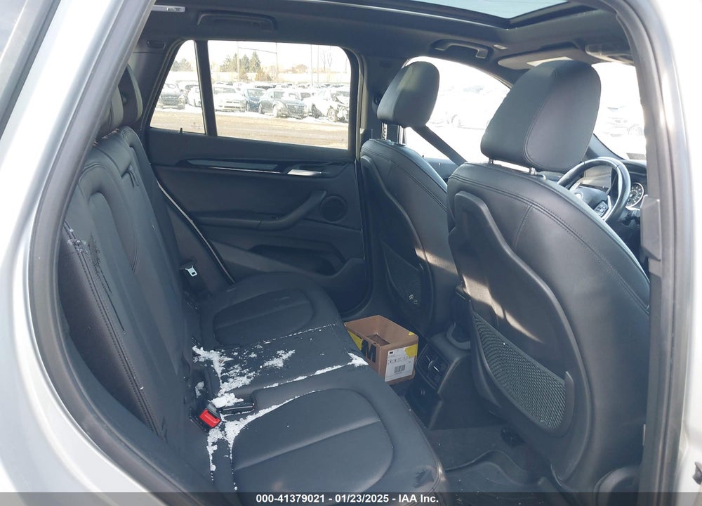 2018 BMW X1 XDRIVE28I VIN: WBXHT3C35J5K28407